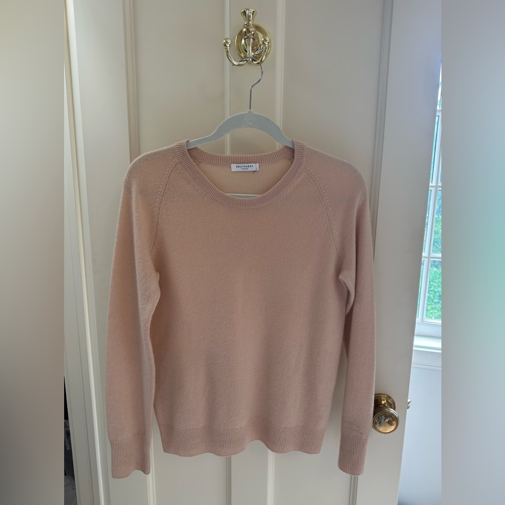 Equipment cashmere crew neck sweater